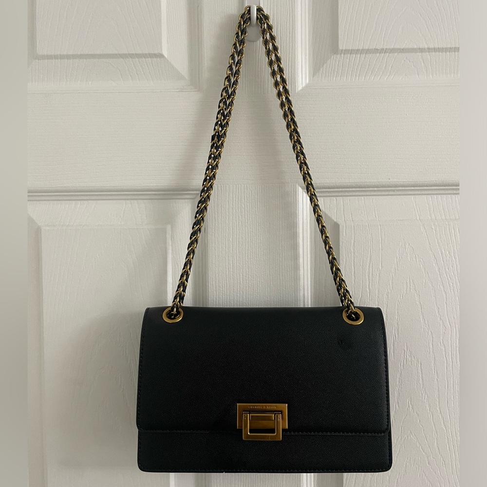 Charles and Keith chain bag